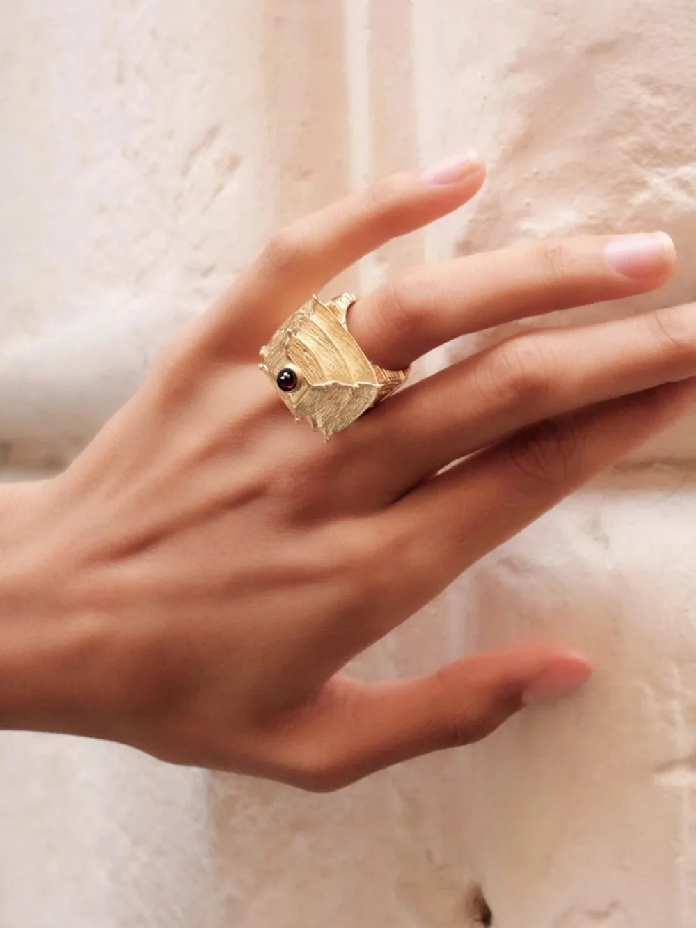 Co.Ro. Pagoda Ring Gold Plated Garnet Emily In Paris Sylvie Grateau⁠